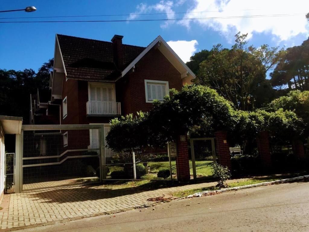 Apartamento Duplex De Gramado By Cia Da Temporada Exterior photo